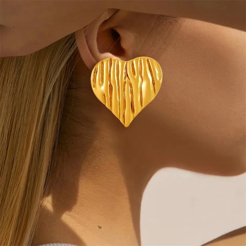 Large Golden Heart Stud Earrings, 1 Pair
