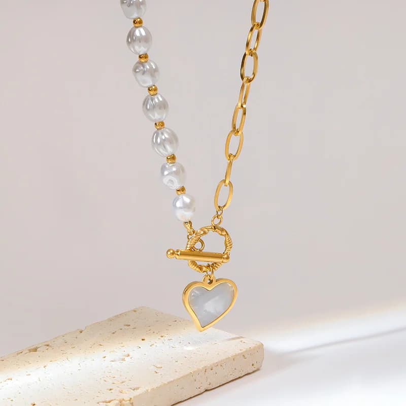 Pearl Heart Pendant Necklace