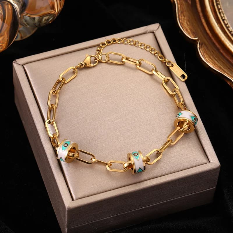 สร้อยข้อมือ Charm หลายชั้น สีทอง
