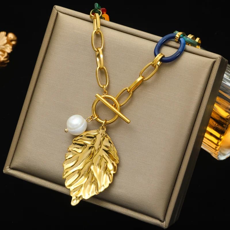 Large Acrylic Leaf Pendant Necklace