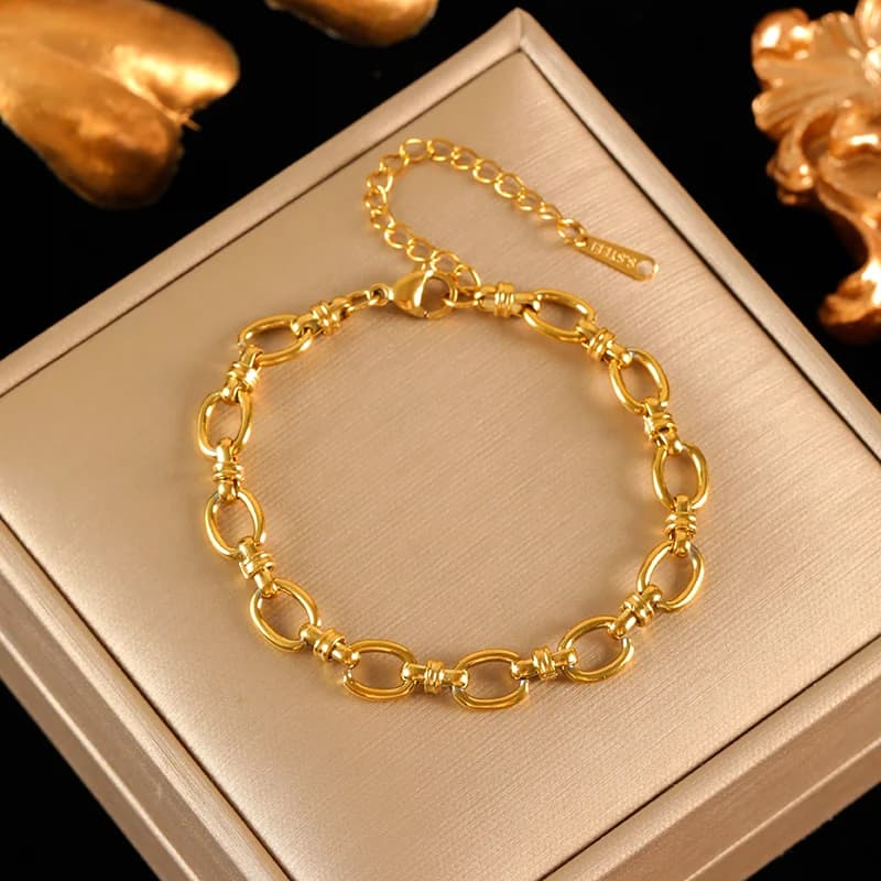 Handmade Metal Neck Chain and Bracelet Set