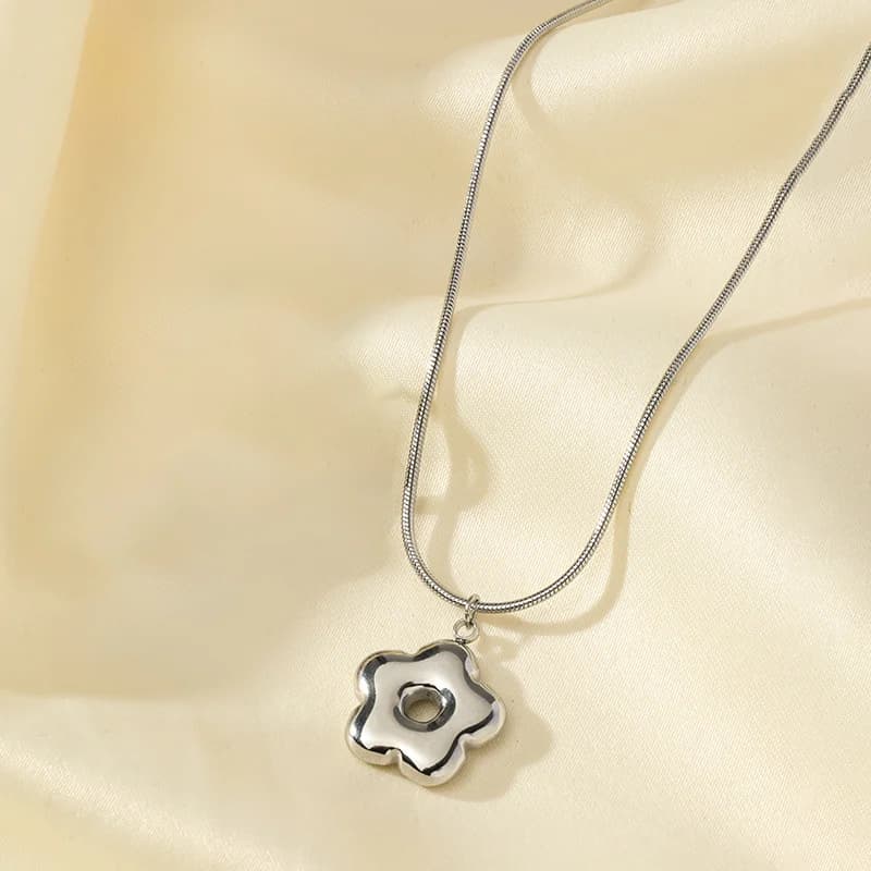 Gold Flower Necklace and Earrings Set