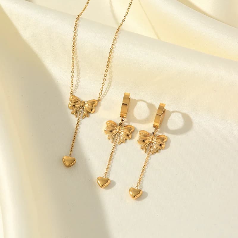 Star Flower Bear Necklace and Earrings Set