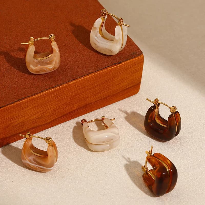 Vintage Resin U-Shaped Hoop Earrings