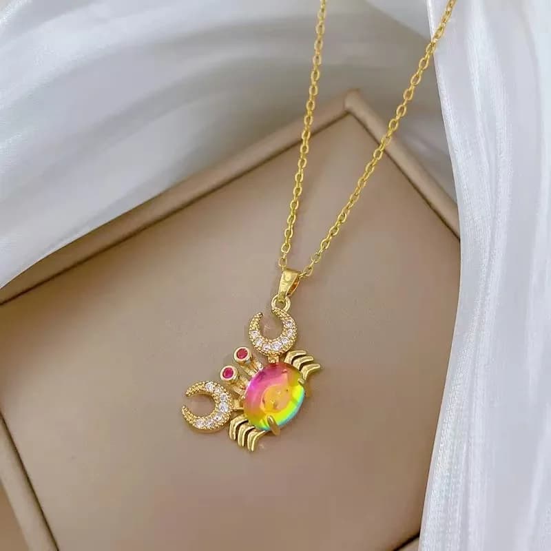 Reindeer Heart Zircon Pendant Necklace
