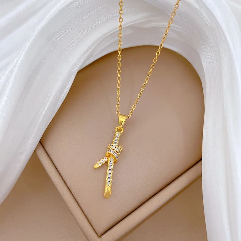 Bowknot Zirconia Pendant Necklace