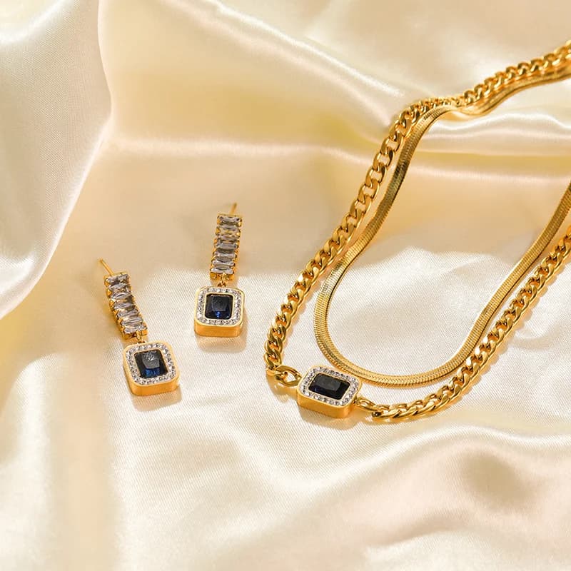 ชุดสร้อยคอและต่างหู โซ่ Snake ประดับเพชร Zircon สีฟ้า
