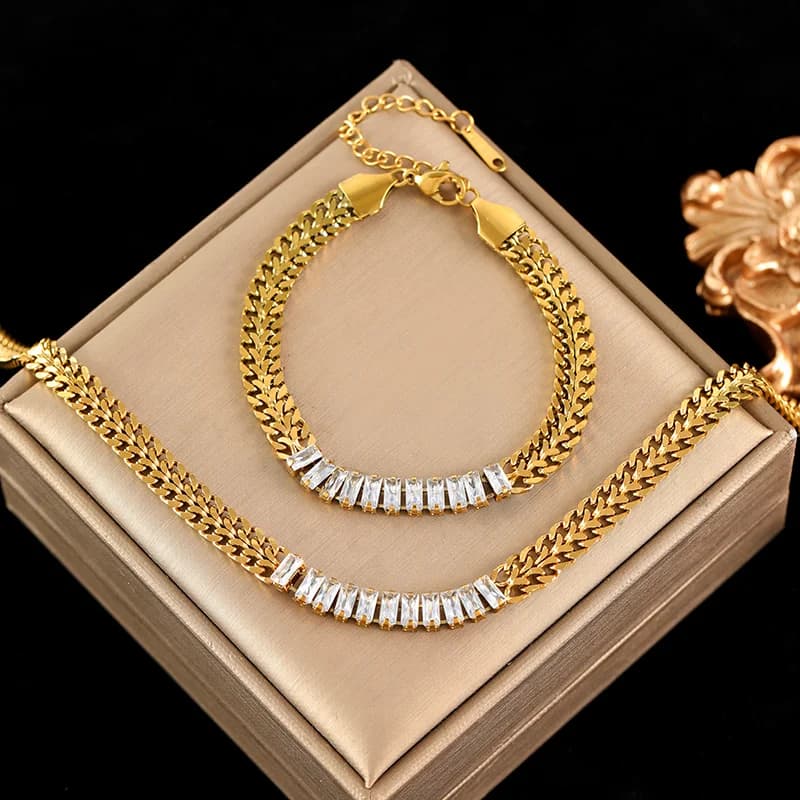 ชุดสร้อยคอและกำไลข้อมือชุบทอง 18K