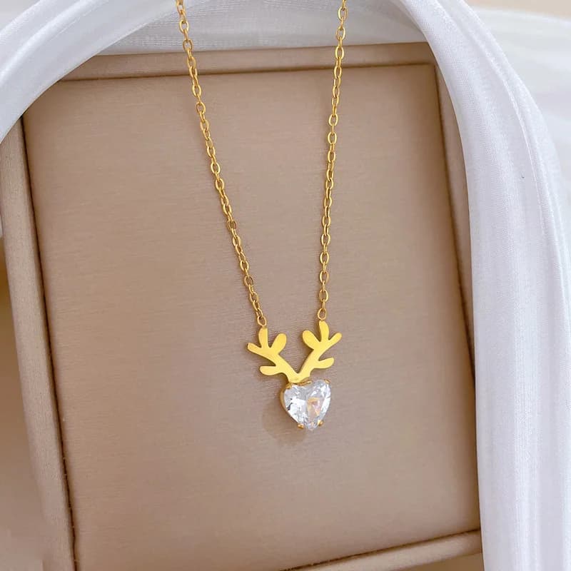 Reindeer Heart Zircon Pendant Necklace