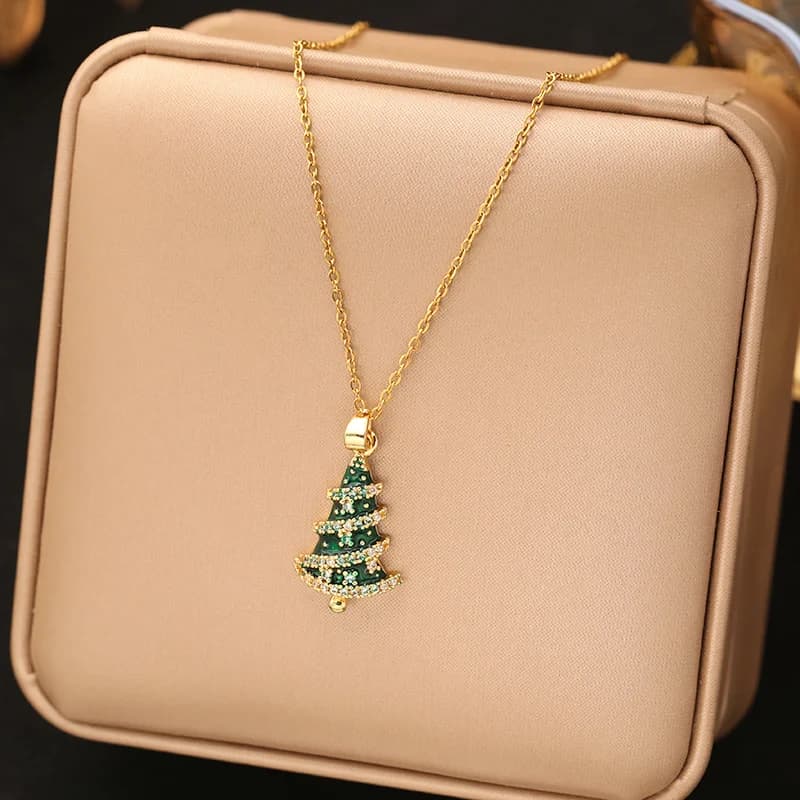 Cartoon Snowman and Tree Pendant Necklace