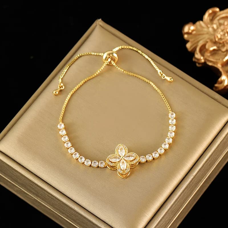 ชุดสร้อยคอและสร้อยข้อมือจี้โคลเวอร์เขียวหมุนได้ประดับเพชร Zircon