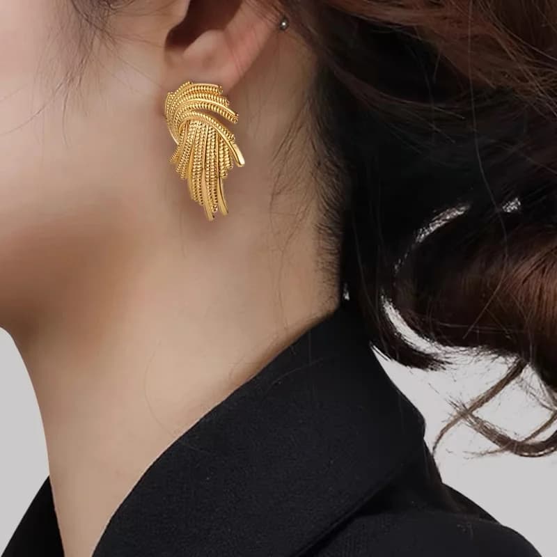 ต่างหู Stud ดีไซน์สร้างสรรค์ ชุบทอง 18K