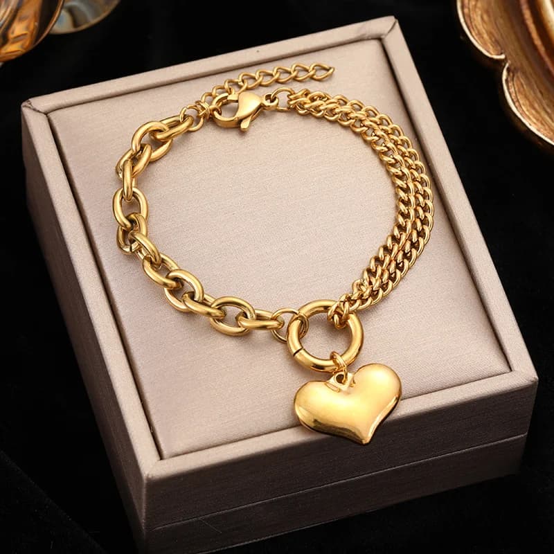 สร้อยข้อมือ Charm หลายชั้น สีทอง