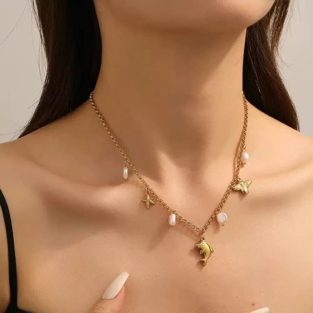 สร้อยคอจี้รูปดาวทะเล ดวงอาทิตย์ และเปลือกมุก สีทอง