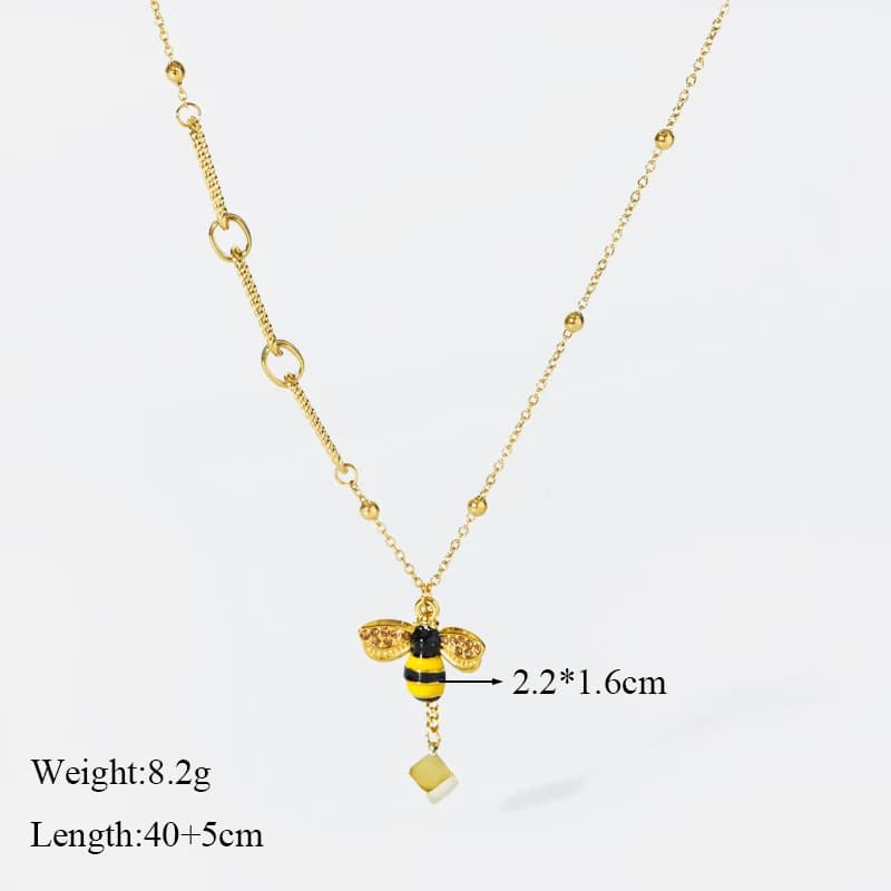 Bee Pendant Clavicle Chain Necklace